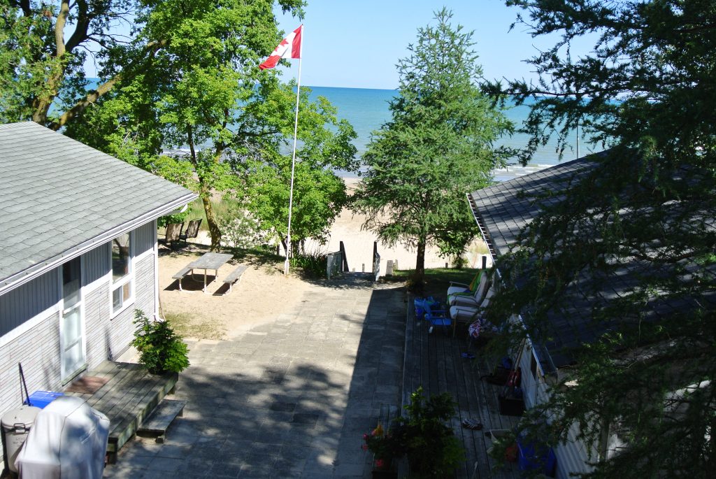 Cottages Ontario's Blue Coast